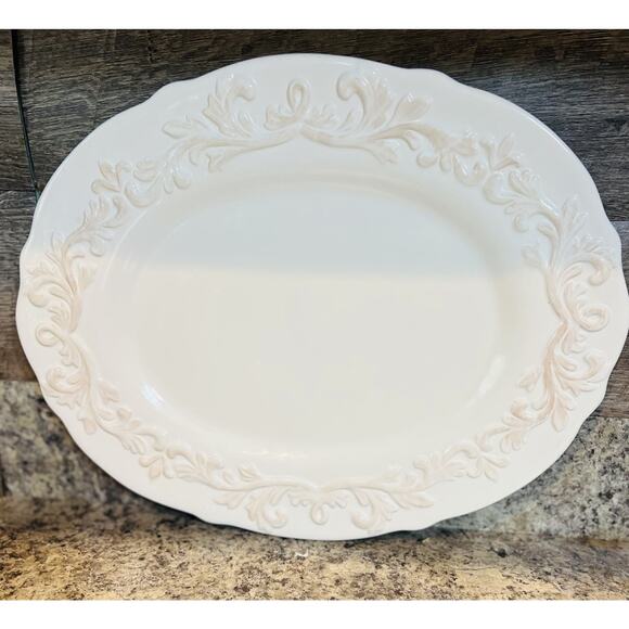 Vintage ND Exclusive Platter Raised Embossed Ivory Patterned China 16.5 X 13 - Picture 1 of 7